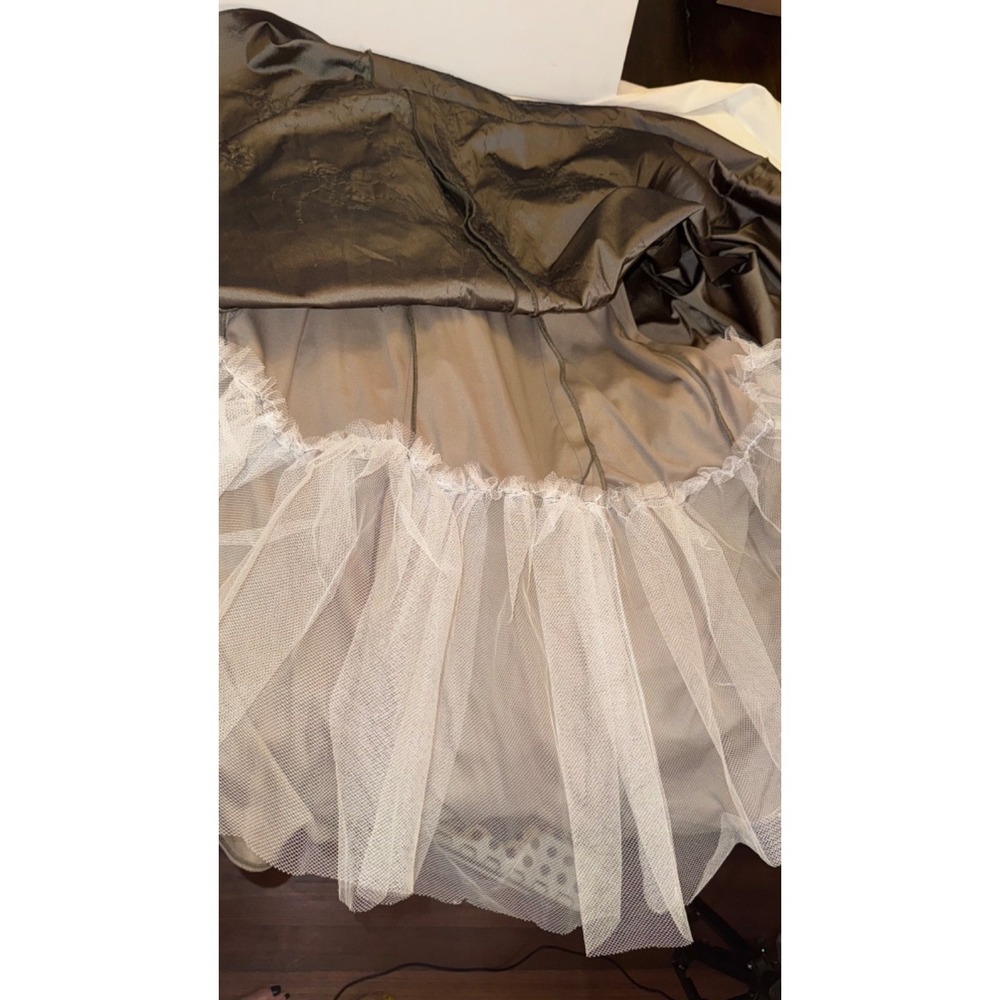 Morilee Madeline Gardner Taupe Formal Beaded Gown Halter Dress‎ Sz 6 Black Tie - Picture 10 of 16